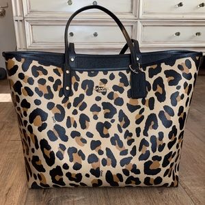 COACH Tote Reversible Leopard Print/Black + Clutch